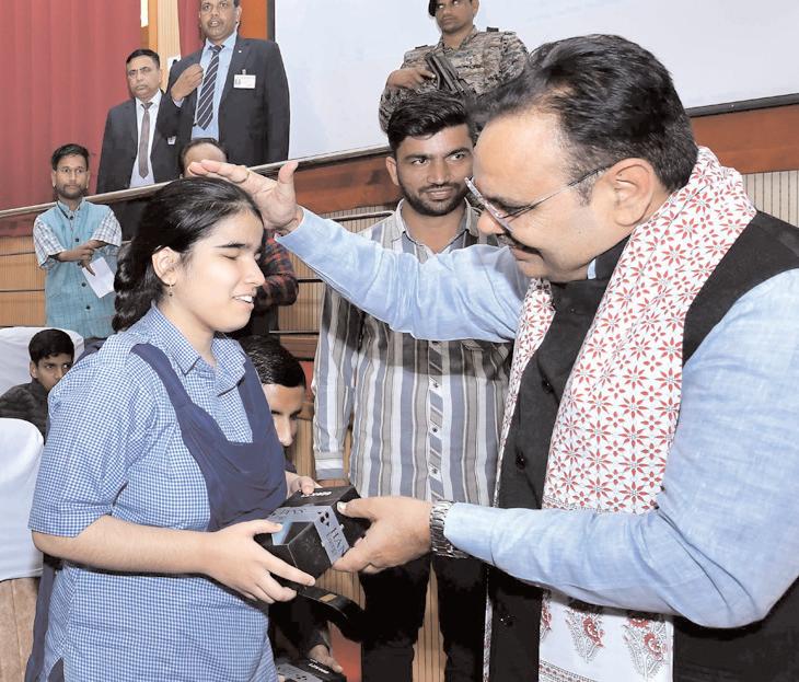 हमारी सरकार दिव्यांगों को सशक्त करने के लिए संकल्पित : भजनलाल शर्मा