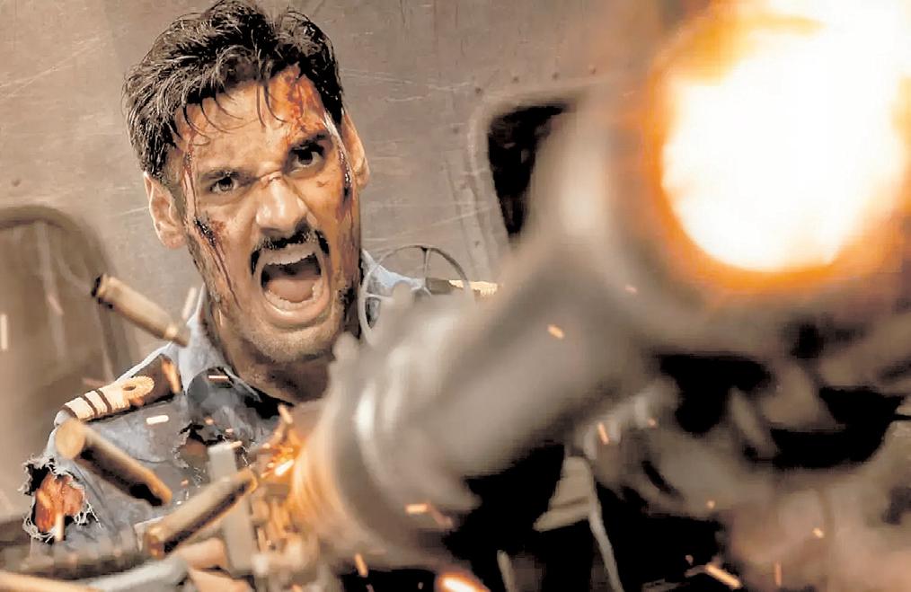 'बॉर्डर-2' से अहान शेट्टी का दमदार लुक जारी, फिल्म जल्द होगी रिलीज