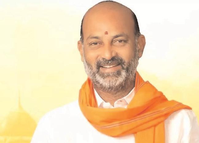 केंद्रीय मंत्री बंडी संजय कुमार ने मेस्सी के कार्यक्रम को लेकर राहुल पर निशाना साधा