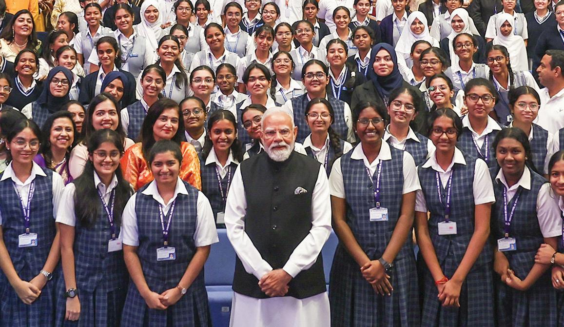 21वीं सदी का भारत बड़े व त्वरित निर्णय लेता है : प्रधानमंत्री मोदी