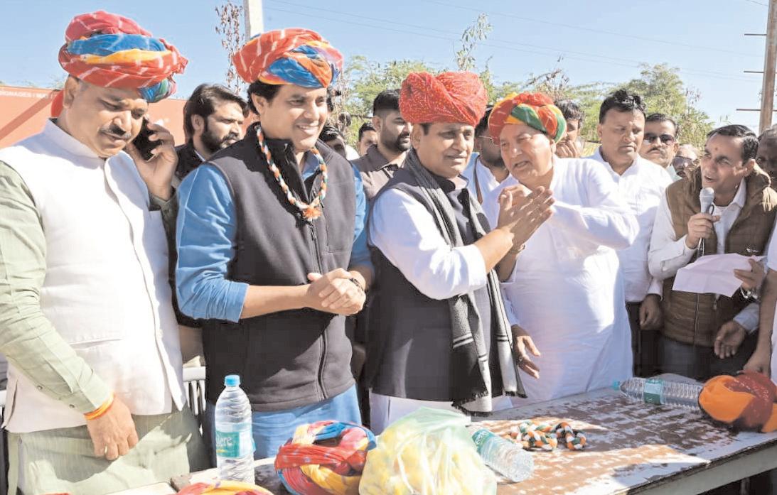 केंद्र और राज्य सरकार ने मिलकर अरावली को खनन माफिया के हाथों बेचने का षड्यंत्र रचा : डोटासरा