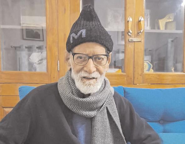 बनारस को चौपाटी बना दिया गया है : काशीनाथ सिंह