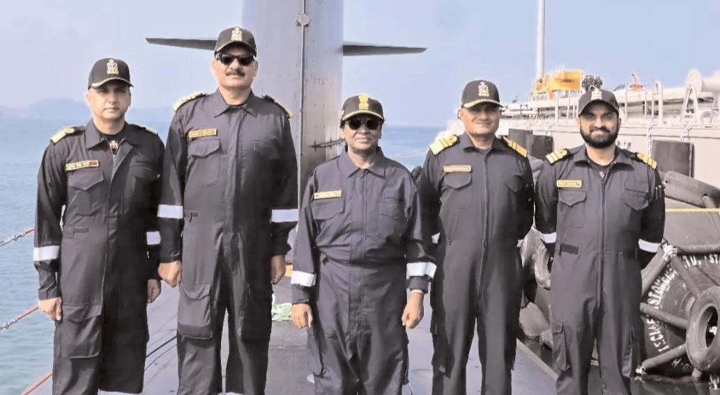 समुद्र की गहराइयों से उठती नारी शक्ति की गूंज