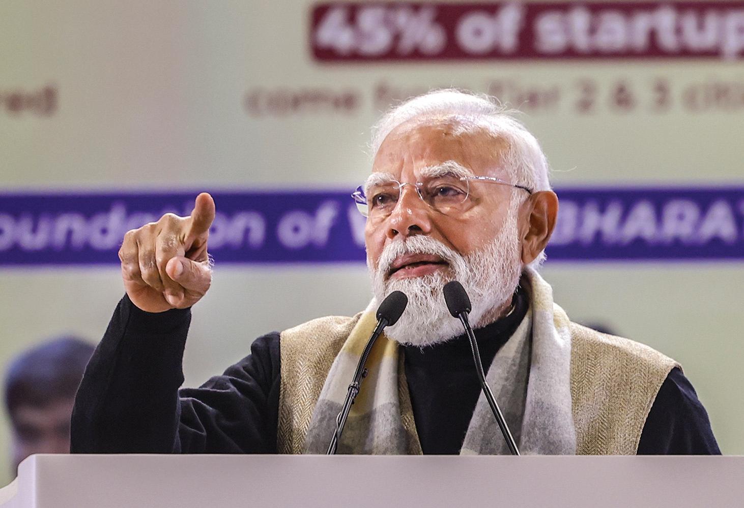 अब वैश्विक नेतृत्व पर ध्यान केंद्रित करें भारतीय स्टार्टअप : प्रधानमंत्री मोदी