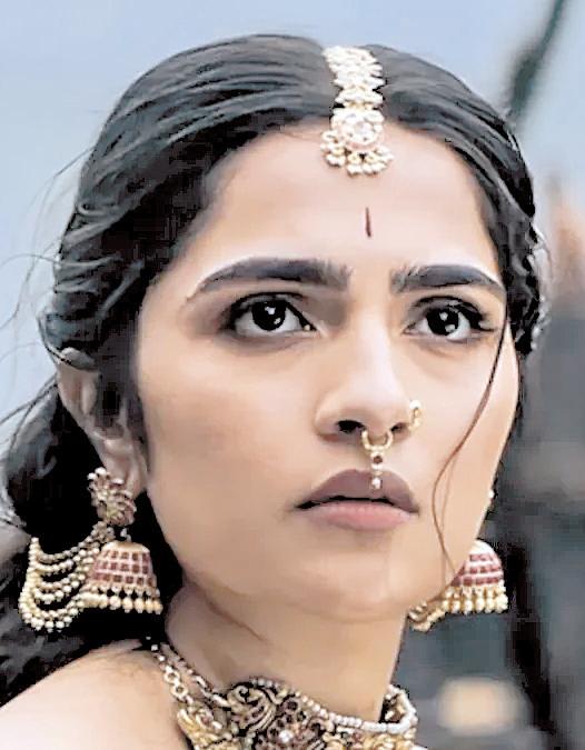 यश स्टारर 'टॉक्सिक' को लेकर उत्साहित रुक्मिणी वसंत, बोलीं- ऐसी सिनेमाई दुनिया पहले कभी नहीं देखी