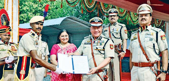 दिल्ली पुलिस के 1308 कांस्टेबल की पासिंग आउट परेड आयोजित