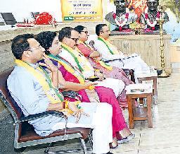 प्रदेश अध्यक्ष और मुख्यमंत्री रेखा ने नए 14 जिलाध्यक्षों की पहली बैठक में मांगे सुझाव
