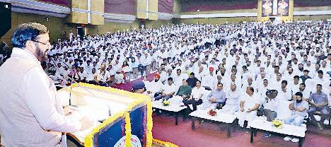 55 साल तक सत्ता का सुख भोगने वाली कांग्रेस किसानों की हालत की जिम्मेदार
