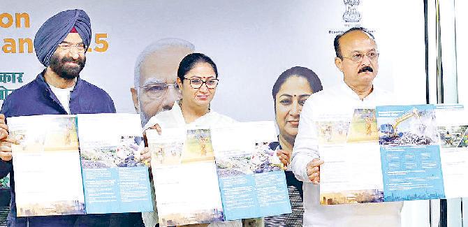 सीएम रेखा गुप्ता ने लॉन्च किया 'एयर पॉल्यूशन मिटिगेशन प्लान 2025'