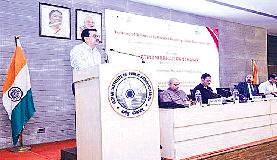 पंचायतों को स्वयं के स्रोत से राजस्व उत्पन्न करने के लिए प्रशिक्षकों ने साझेदारी की