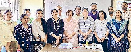 सामाजिक दुष्प्रभाव पर दी जानकारी बाल विवाह निषेध अधिनियम के प्रभावी क्रियान्वयन के लिए प्रशिक्षण