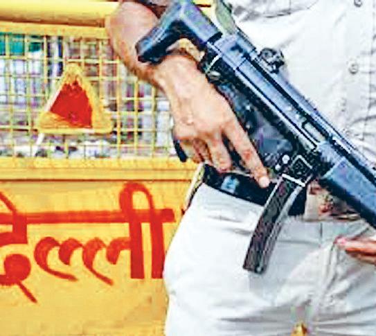 दोनों संदिग्धों के दाहिने पैर में लगी गोली