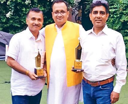 पाठशाला रत्न से सम्मानित हुए वरिष्ठ पत्रकार सुशील श्रीवास्तव