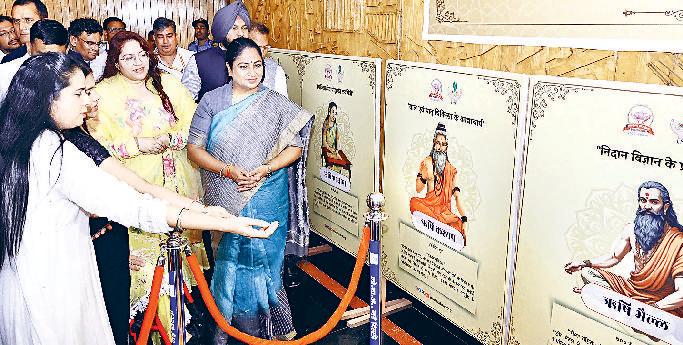 बंद पड़े अस्पताल परिसरों को जल्द शुरू करने की प्रक्रिया जारी : रेखा