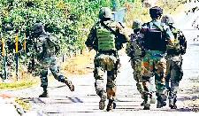 किश्तवाड़ में दूसरे घेराबंदी के लिए पैरा कमांडो दिन भी जारी रहा तैनात, एक आतंकी घायल सर्च ऑपरेशन