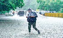 प्रदेश के कुछ हिस्सों में भारी से अति भारी बारिश अगले दो दिन तक प्रदेश में जमकर होती रहेगी बारिश