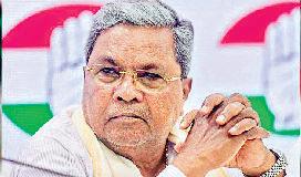 कर्नाहक में सीएम बदलने की अटकलें सिद्धारमैया से नहीं मिले राहुल अब प्रभारी सुरजेवाला से मिलेंगे