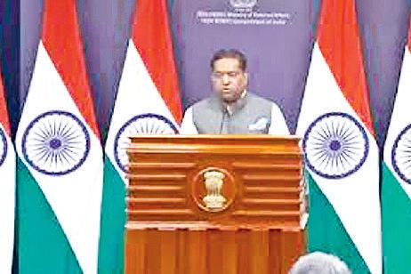 ट्रंप के 25 फीसदी टैरिफ और रूस से संबंधों पर की गई टिप्पणी पर भारत की दो टूक अमेरिका संग साझेदारी में क्या कई बदलावों और चुनौतियों का सामना