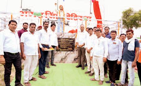 विधायक ने मंदरौद में शहीद भगतसिंह की आदमकद प्रतिमा का किया अनावरण