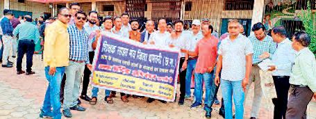 आठ घंटे में तीन सड़क दुर्घटना : एक की हुई मौत, 6 घायल