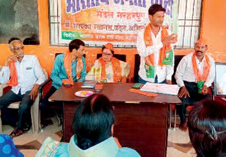 पुना पर्रियान और मावा मोदोल कोचिंग सेंटर का सीईओ ने किया औचक निरीक्षण