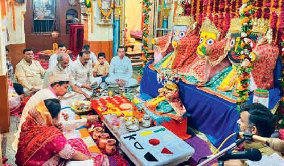 स्वस्थ होकर महाप्रभु ने खोली आंखें, 20 फीट ऊंचे रथ में सवार होकर आज जनकपुर जाएंगे प्रभु जगन्नाथ