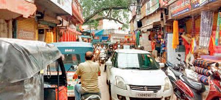 शहर की जनता सदर बाजार के जाम से मुक्ति चाहती है, जिम्मेदारों ने मुंह मोड़ा