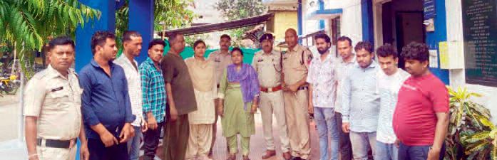 खाते किराए पर देने-लेने वाले 10 आरोपी गिरफ्तार