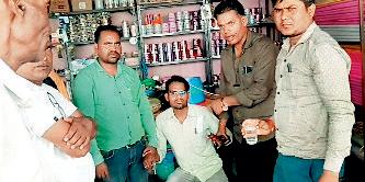 ग्रेच्युटी निकलवाने के लिए मांगा घूस 54 हजार रुपए घूस लेते पकड़ा गया लेखापाल