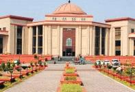 सरकारी गाड़ी में पुलिस अधिकारी की पत्नी के केक काटकर बर्थ डे मनाने मामले में शपथ पत्र पेश