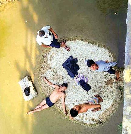 नदी में नहाने गए युवक को मिर्गी का आया दौरा, पानी में डूबकर मौत