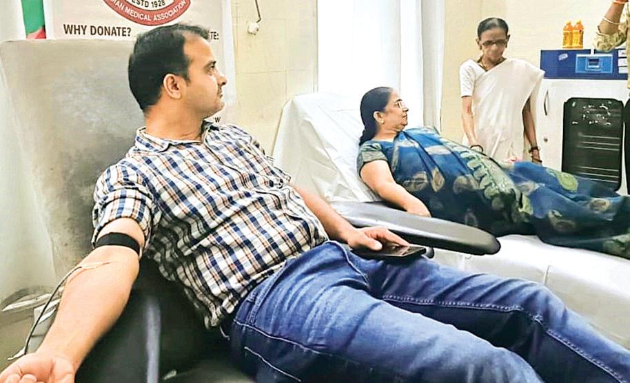 जिला चिकित्सालय में स्वैच्छिक रक्तदान शिविर का आयोजन