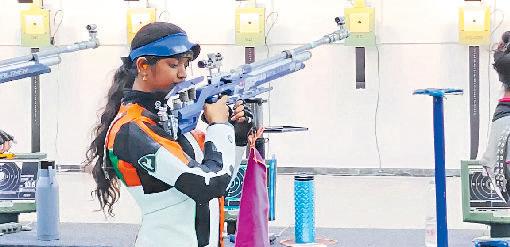 विश्व कप : तीन भारतीय करेंगे पदार्पण निशानेबाज इलावेनिल से पदक की उम्मीद