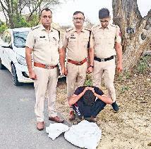कार सवार युवक से 7.750 किलोग्राम चूरापोस्त बरामद