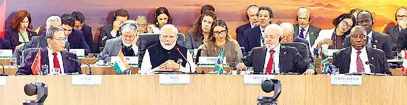 पीएम मोदी ने ब्रिक्स के मंच से पाक को दिखाया आईना बोले-आतंकवाद पर दोहरे मापदंड बर्दाश्त नहीं होंगे
