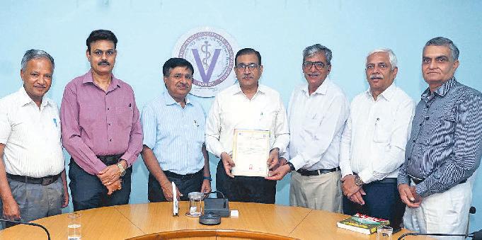 लुवास को जैव रासायनिक तकनीक के लिए भारत सरकार से पेटेंट मिला