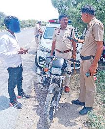 ड्रंक ड्राइविंग बाइक का 21 व बुलेट का 33 हजार का काटा चालान