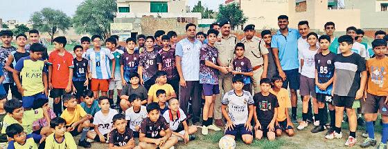 रूट फुटबॉल अकादमी ने पेनल्टी शूटआउट में 4-3 से जीता मैच