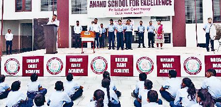 आनंद स्कूल में पठन माह शुरू