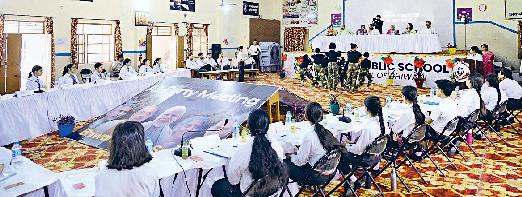 विद्यार्थी संसद बैठक का आयोजन