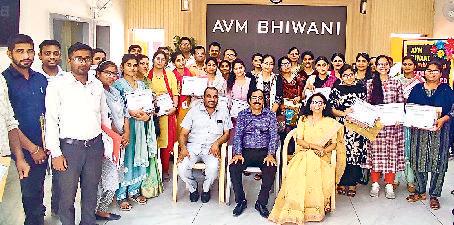 स्टैम डीएलडी वर्कशॉप में विज्ञान विषयों में विद्यार्थियों की रुचि बढ़ाने पर किया मंथन, 40 प्रतिभागियों ने भाग लिया