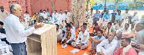कृषि शिविर में खरीफ फसलों का उत्पादन बढ़ाने को दिए जरूरी सुझाव
