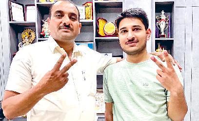 आदर्श विद्या मंदिर के छात्र निशांत ने जेई एडवांस में 369 वां रैंक हासिल किया