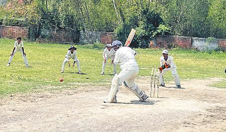 कार्तिक इलेवन ने शिवम इलेवन को हराया