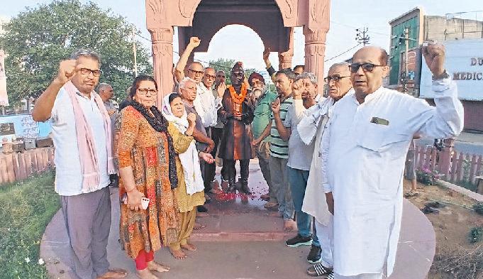 किसान सभा ने स्वतंत्रता सेनानी एवं प्रमुख किसान नेता पंडित नेकिराम को किया याद
