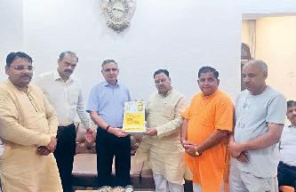 बीएलजेएस महाविद्यालय के प्राचार्य भारद्वाज को सेवानिवृत्ति पद दी विदाई