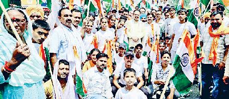 ऑपरेशन सिंदूर की सफलता व तिरंगे की शान में गुहला-चीका में निकाली भव्य तिरंगा यात्रा