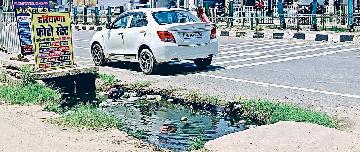 पानी निकासी के नाले बने परेशानी