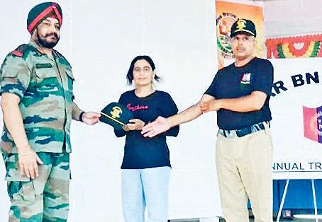 नागरिक अस्पताल की नर्सिंग ऑफिसर मनीषा मिल्ट्री कैंप में हुई सम्मानित