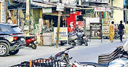 जिला नगर योजनाकार ने अवैध कॉलोनी में निर्माण पर चलाया पीला पंजा, हड़कंप